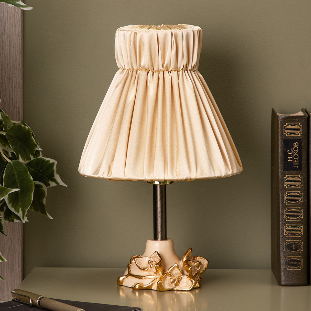  Настольная лампа Орхидея Лайм Айвори с абажуром Адель Айвори